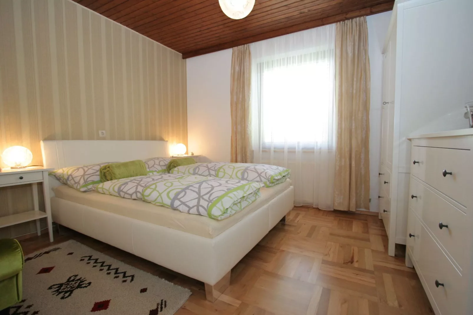 Apartment Bernadette 1 / EG