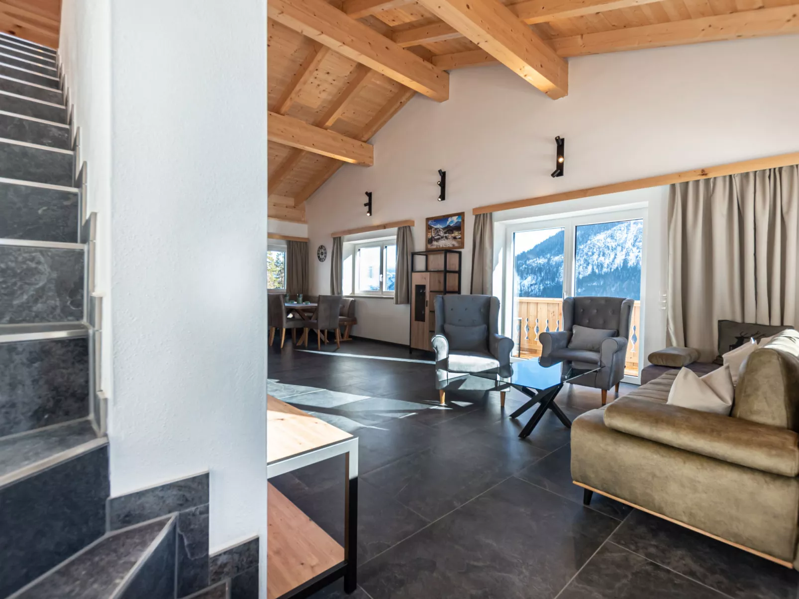 Ferienwohnung Alpenauszeit-Binnen