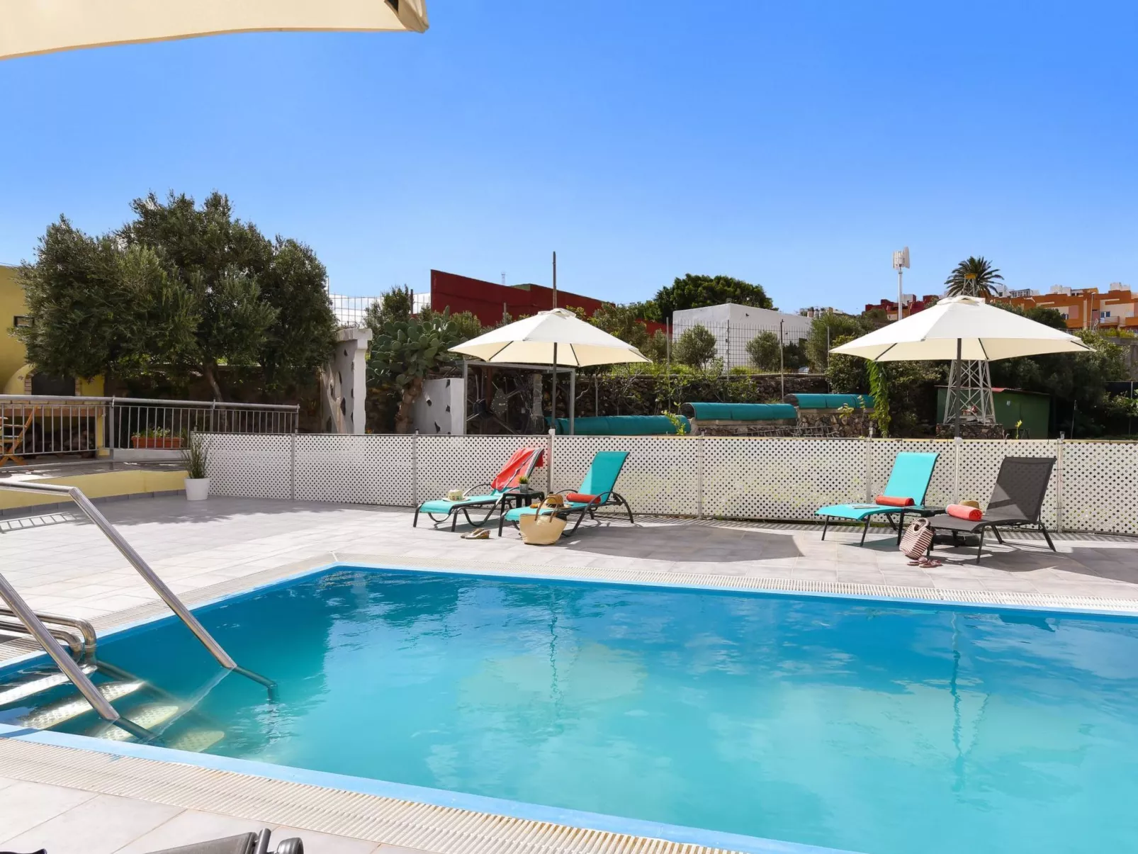 Family Villa Algodones with Pool-Binnen