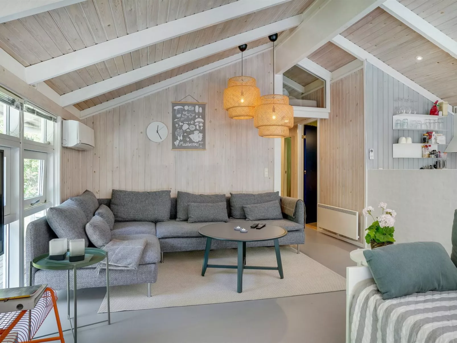 "Lovis" - 600m from the sea-Binnen