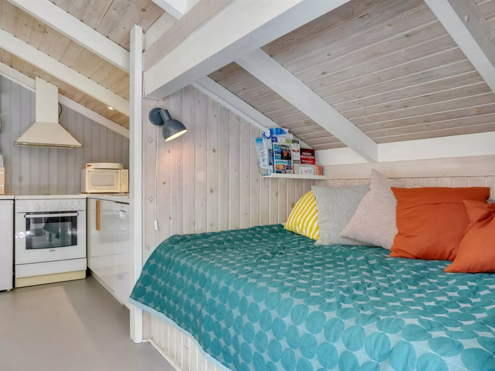 "Lovis" - 600m from the sea-Binnen