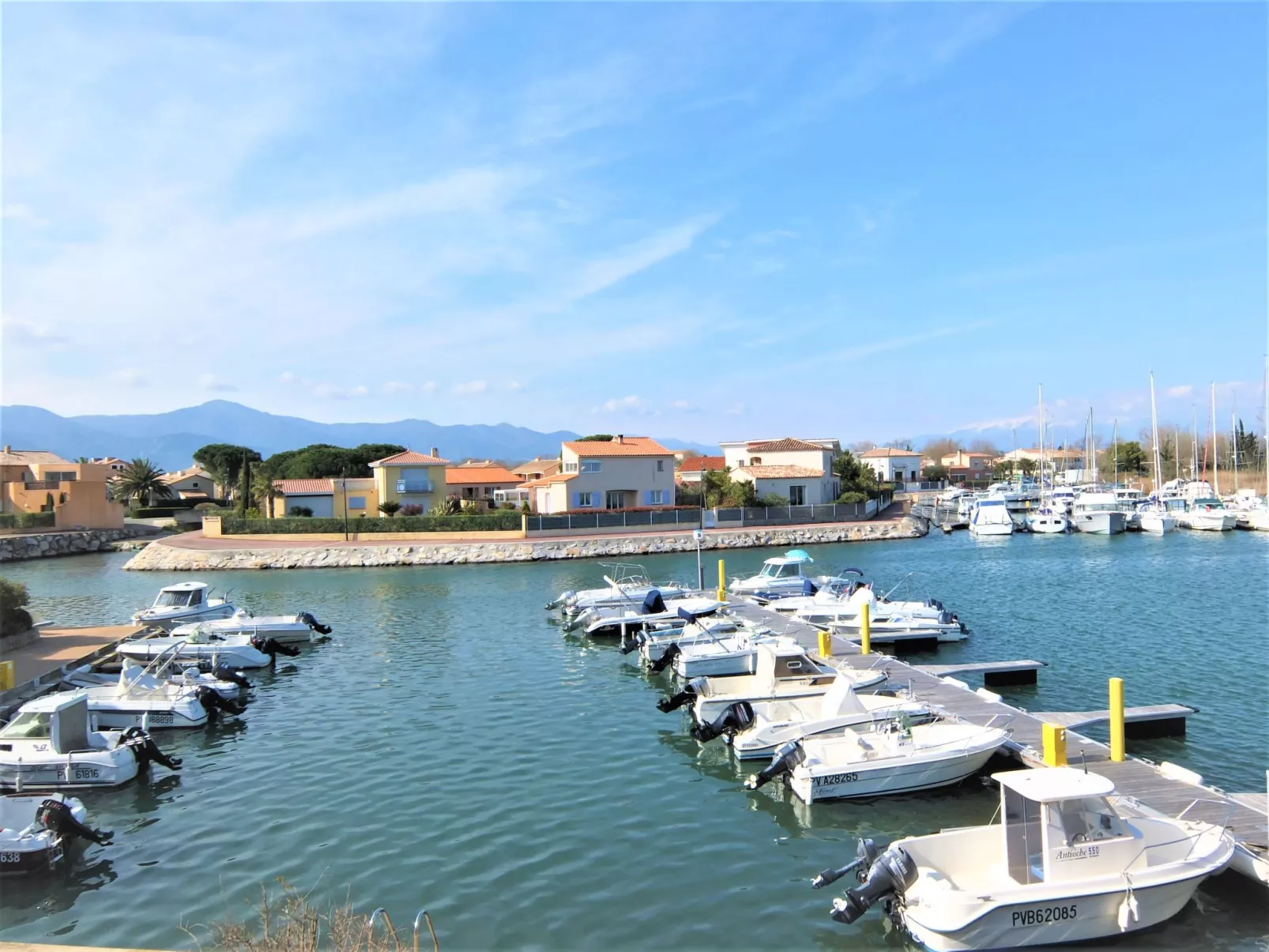 Marinas du Ponant-Buiten