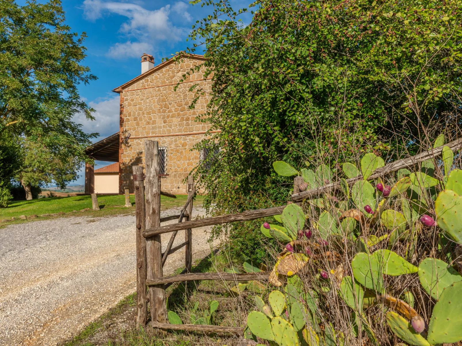 Poggio Campana-Buiten