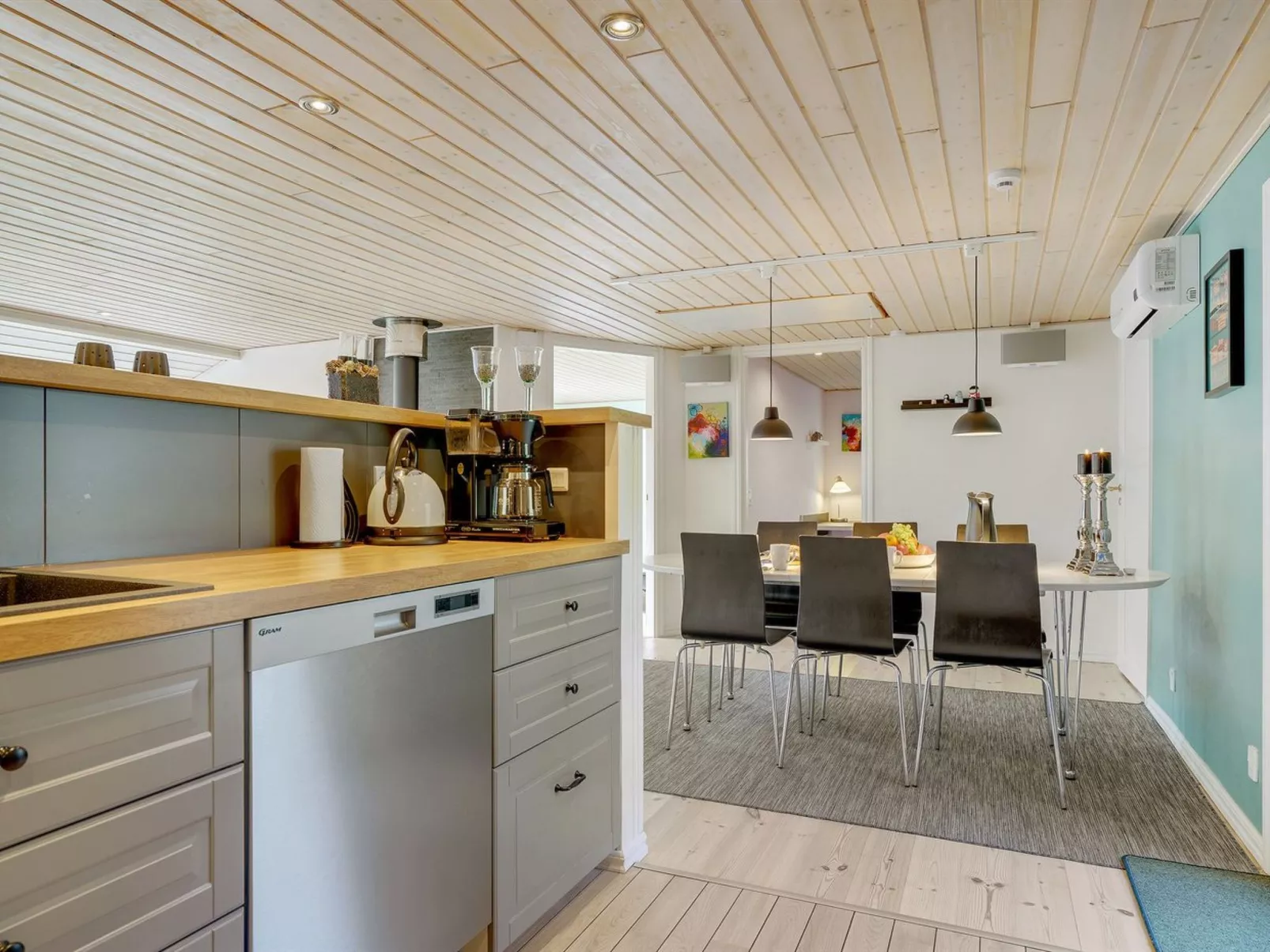 "Erhardt" - 800m from the sea-Buiten