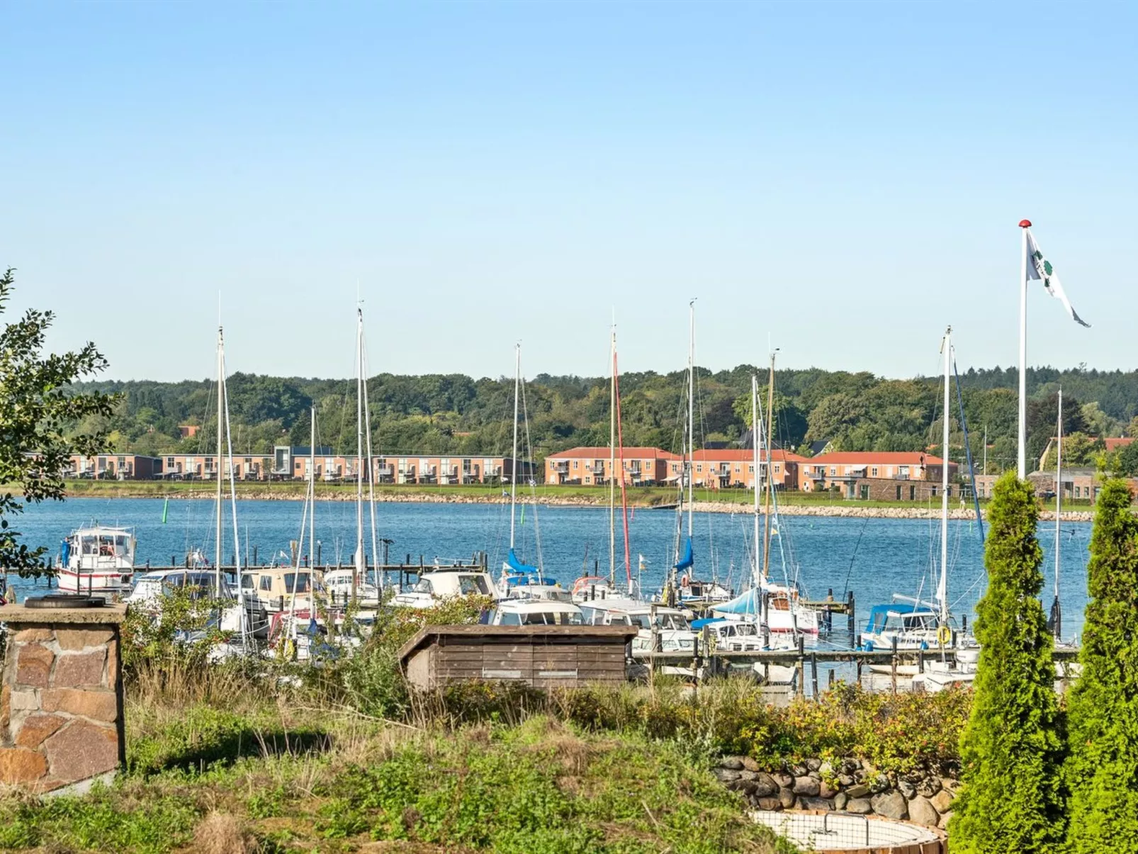 "Luisa" - 100m to the inlet-Buiten