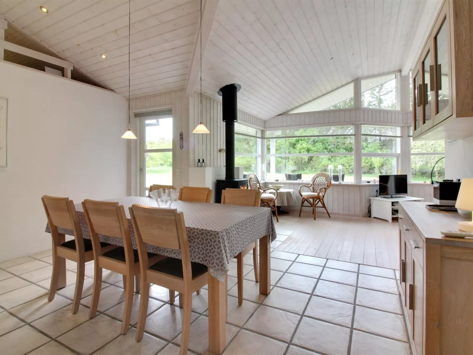 "Siljana" - 1km from the sea-Binnen