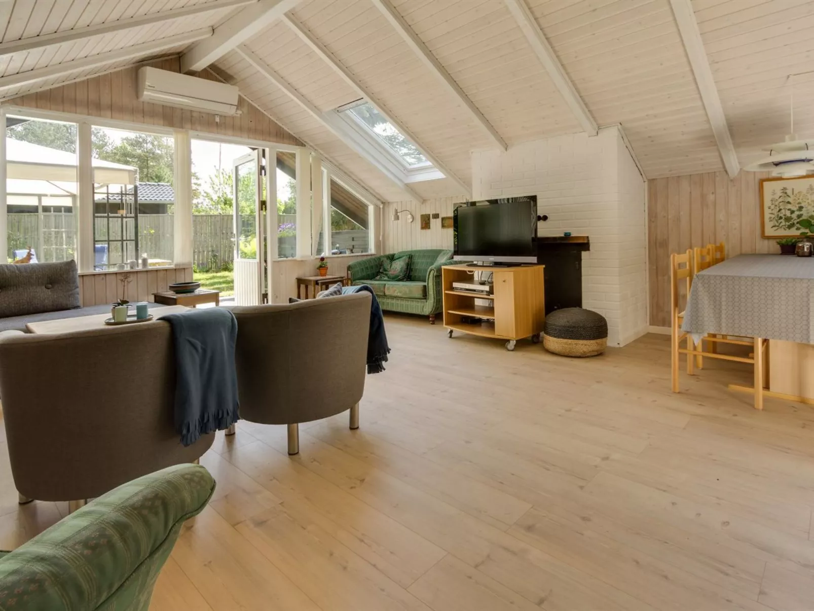"Vilborg" - 500m from the sea in NE Jutland-Binnen