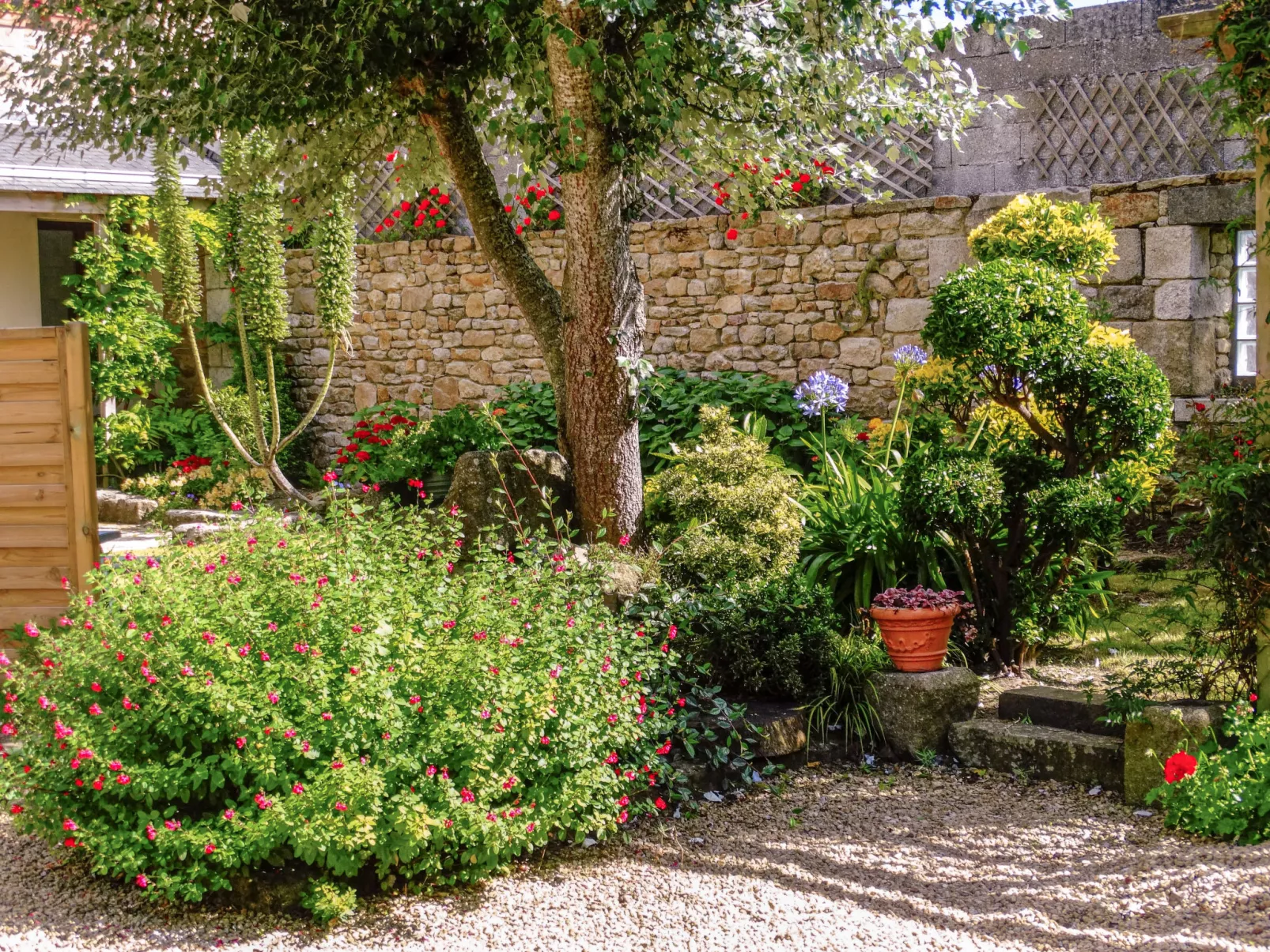 Manoir des Halles-Buiten