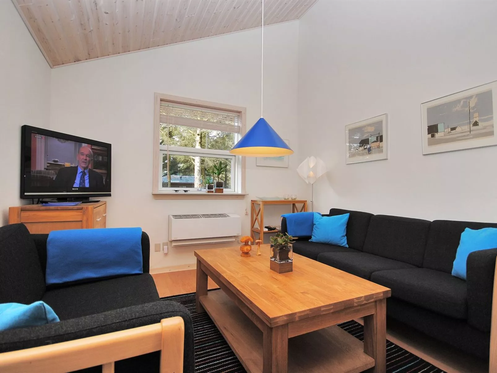 "Leifarne" - 700m from the sea-Binnen