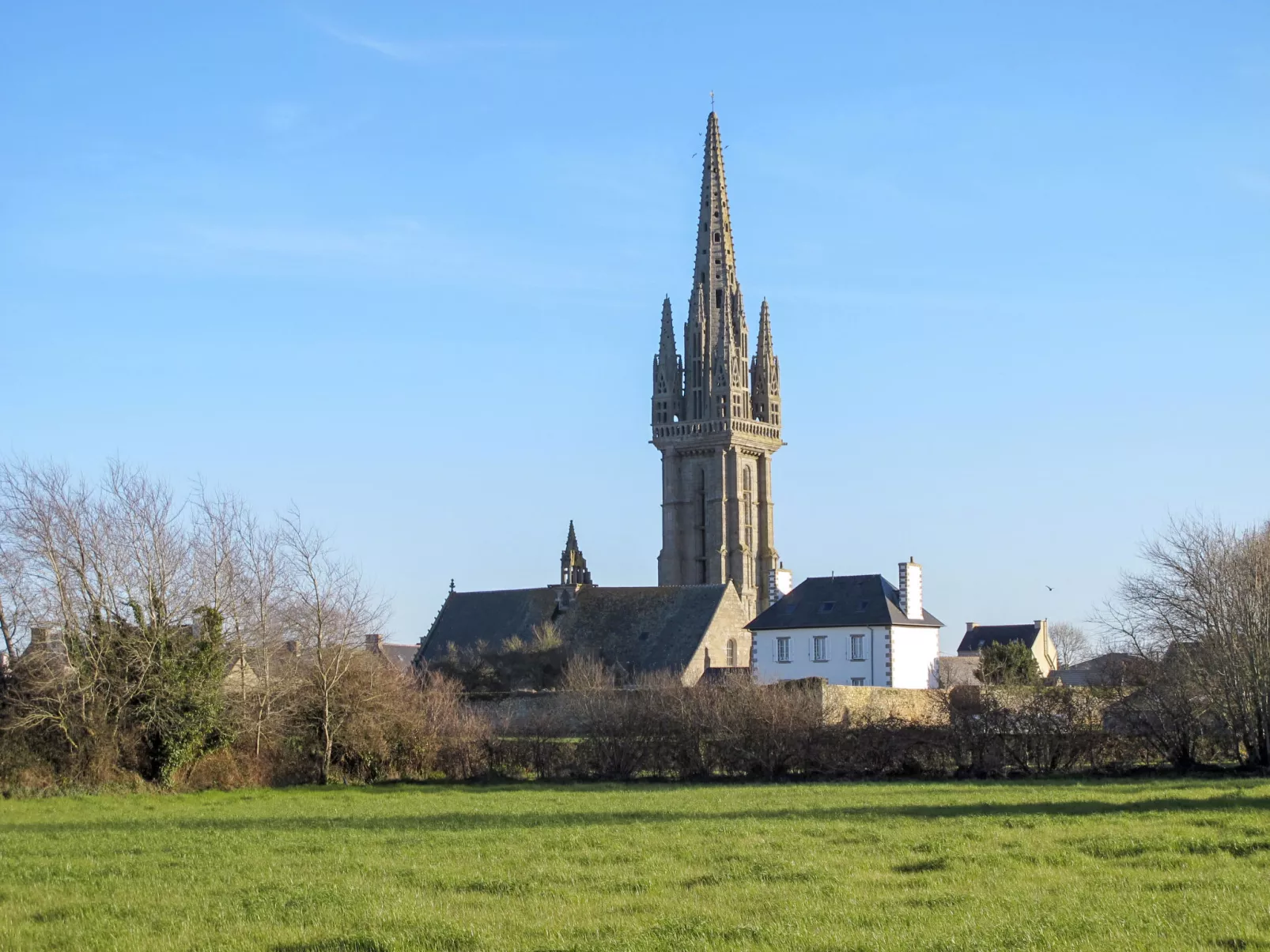 La Charmeuse-Buiten