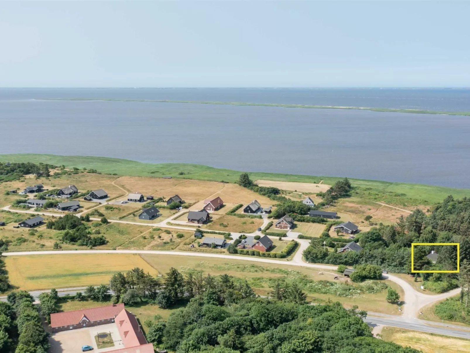 "Naumka" - 200m to the inlet-Binnen
