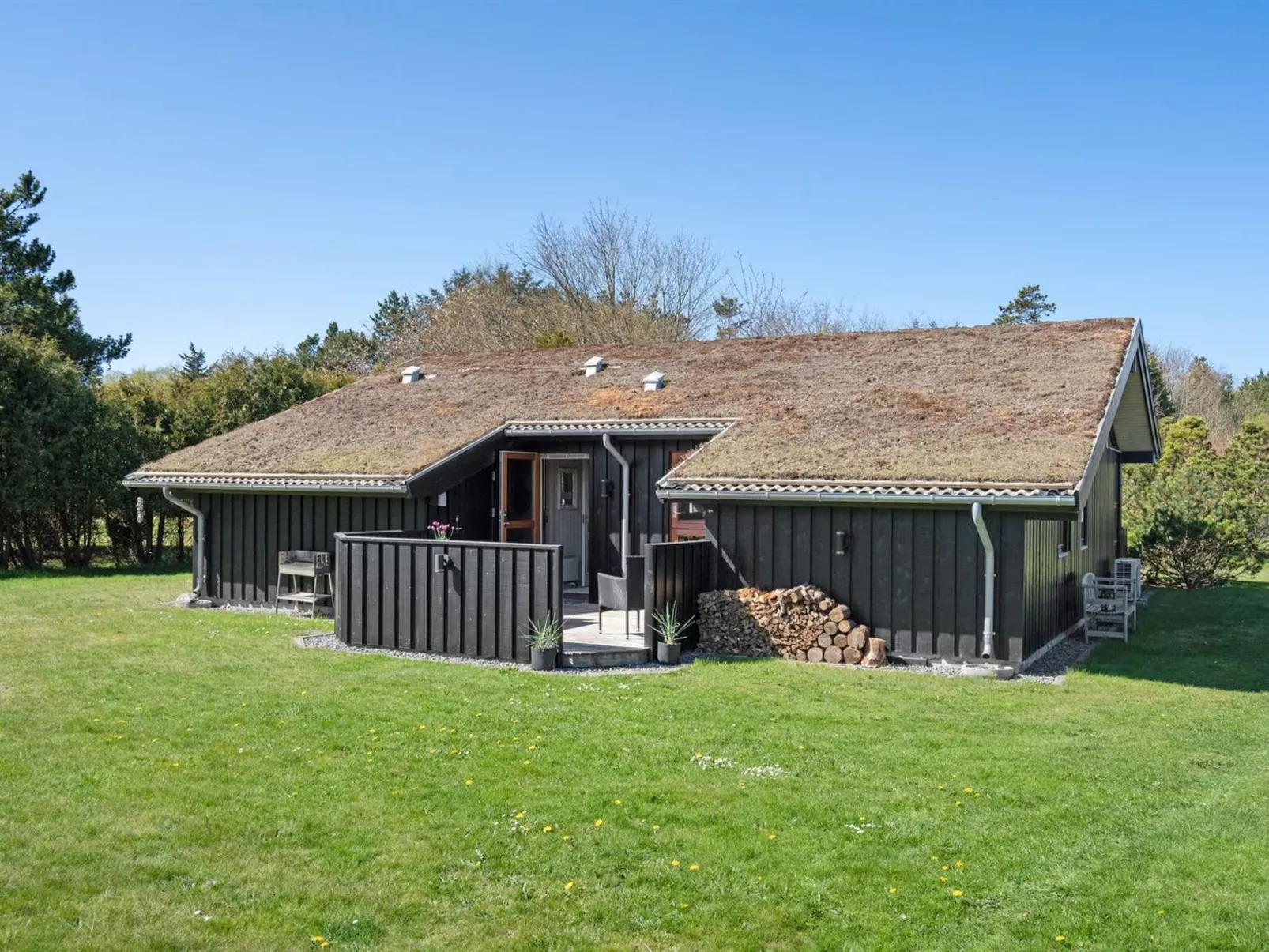 "Jelin" - 2.5km from the sea-Binnen