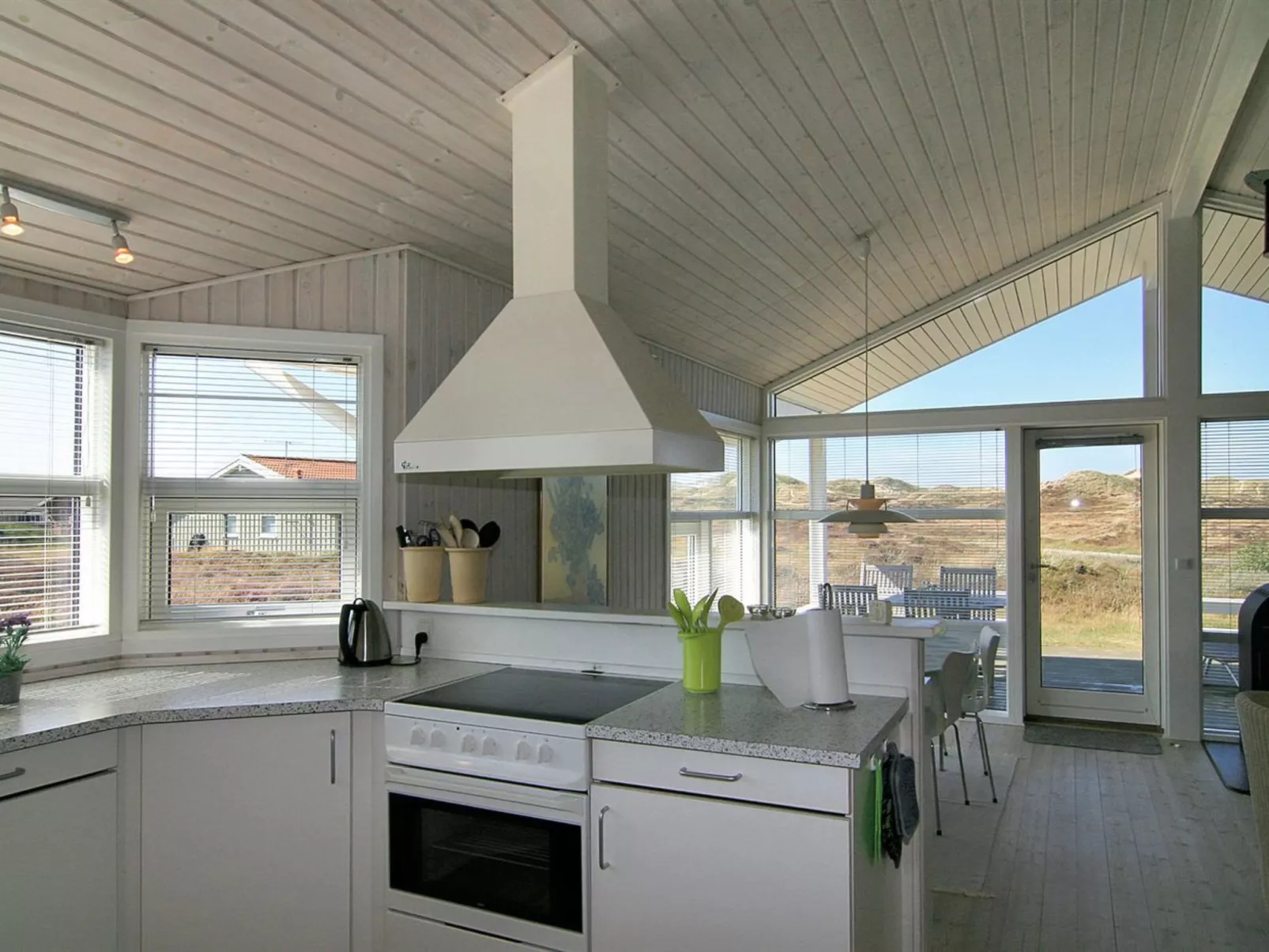 "Ferdine" - 1.5km from the sea-Binnen
