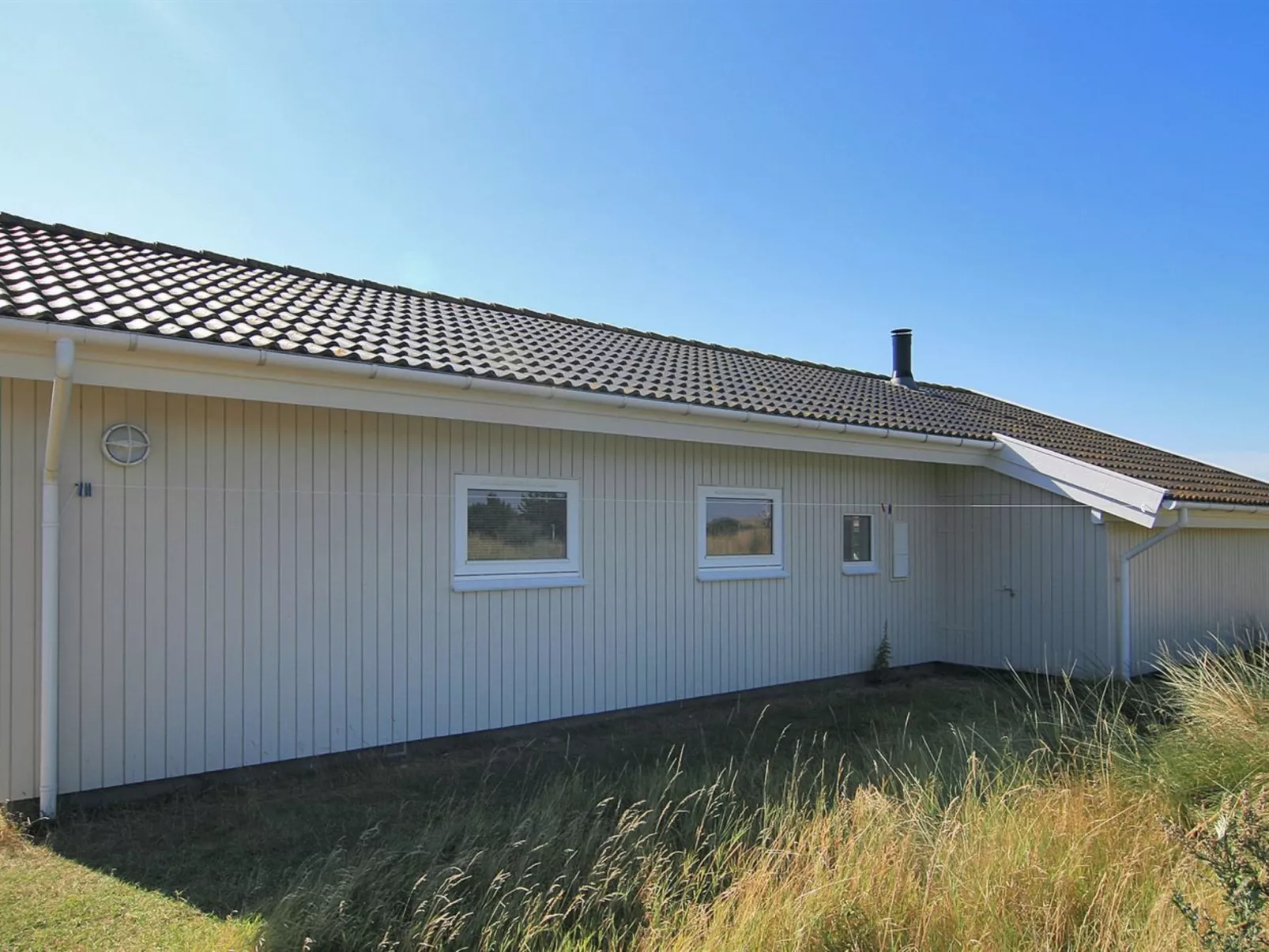 "Ferdine" - 1.5km from the sea-Buiten