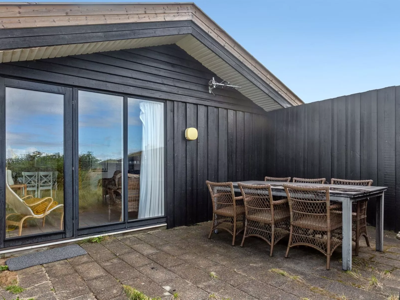"Aatu" - 360m from the sea-Buiten