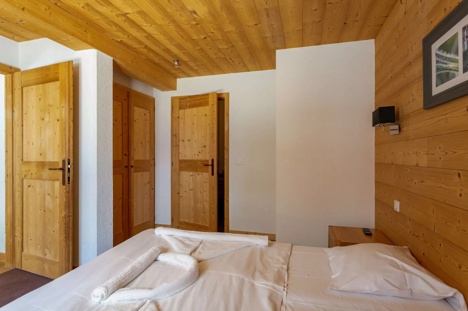 Modern appartement gelegen in authentiek Savoyaards bergdorp-Slaapkamer