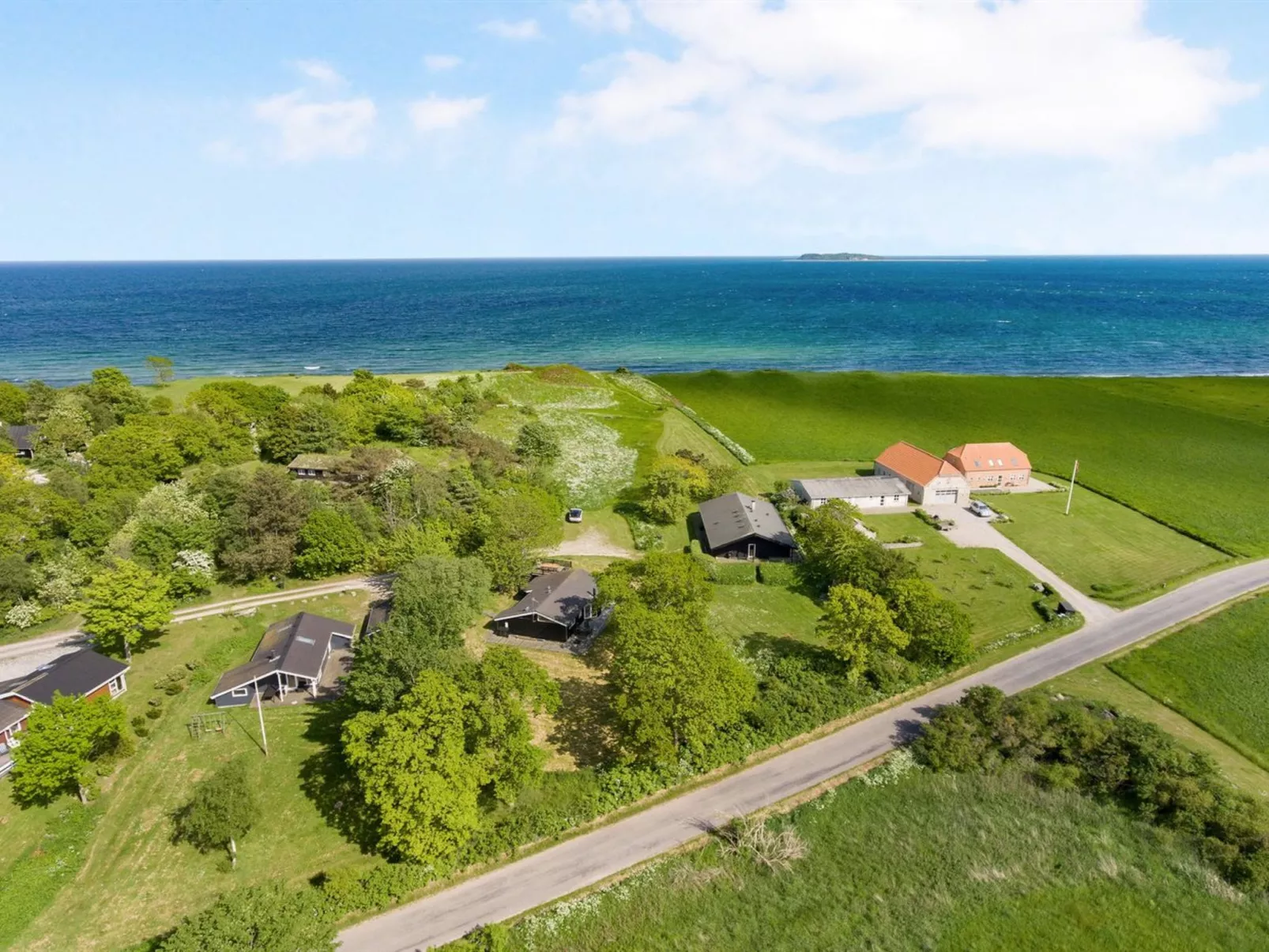 "Lilla" - 120m from the sea-Buiten