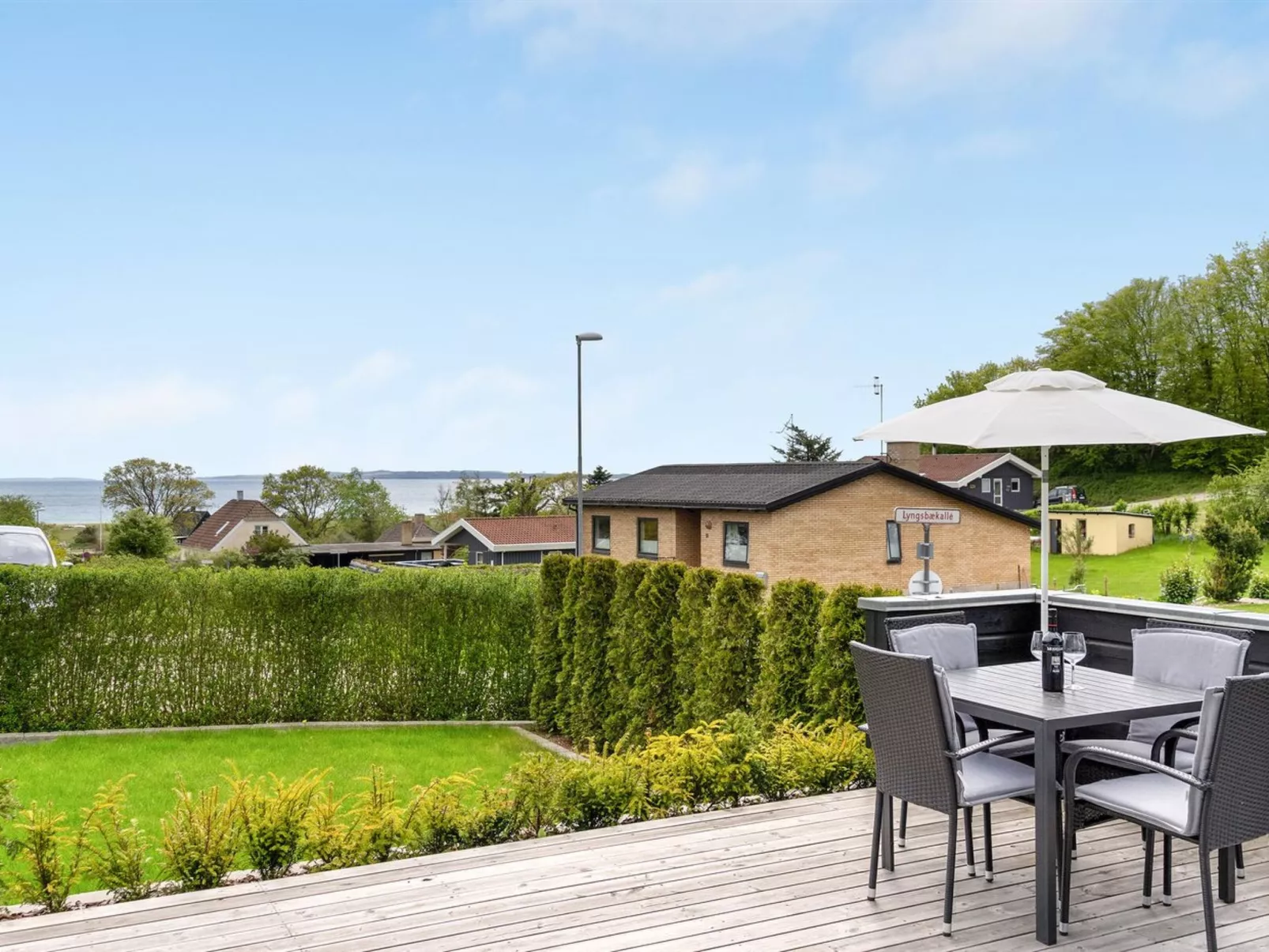 "Øgoti" - 250m from the sea-Buiten