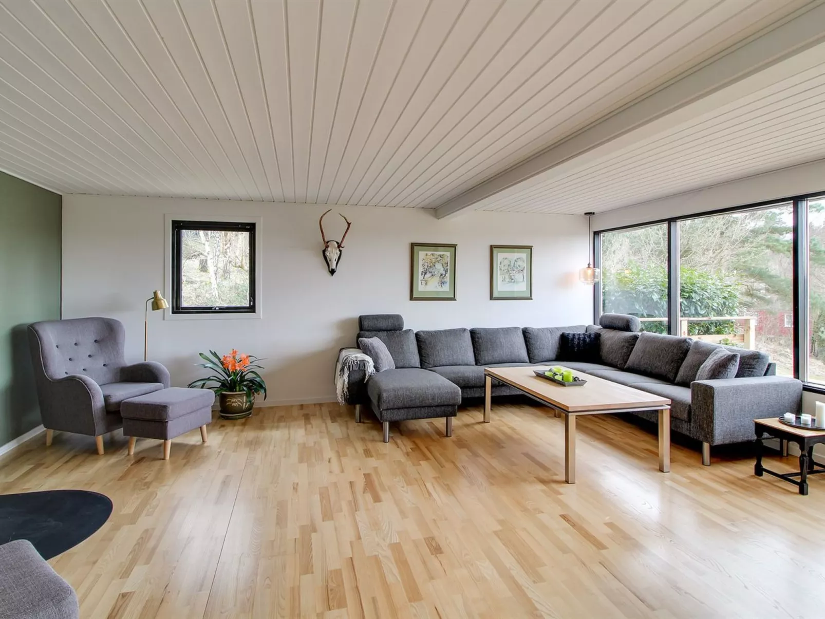"Amai" - 1.5km from the sea