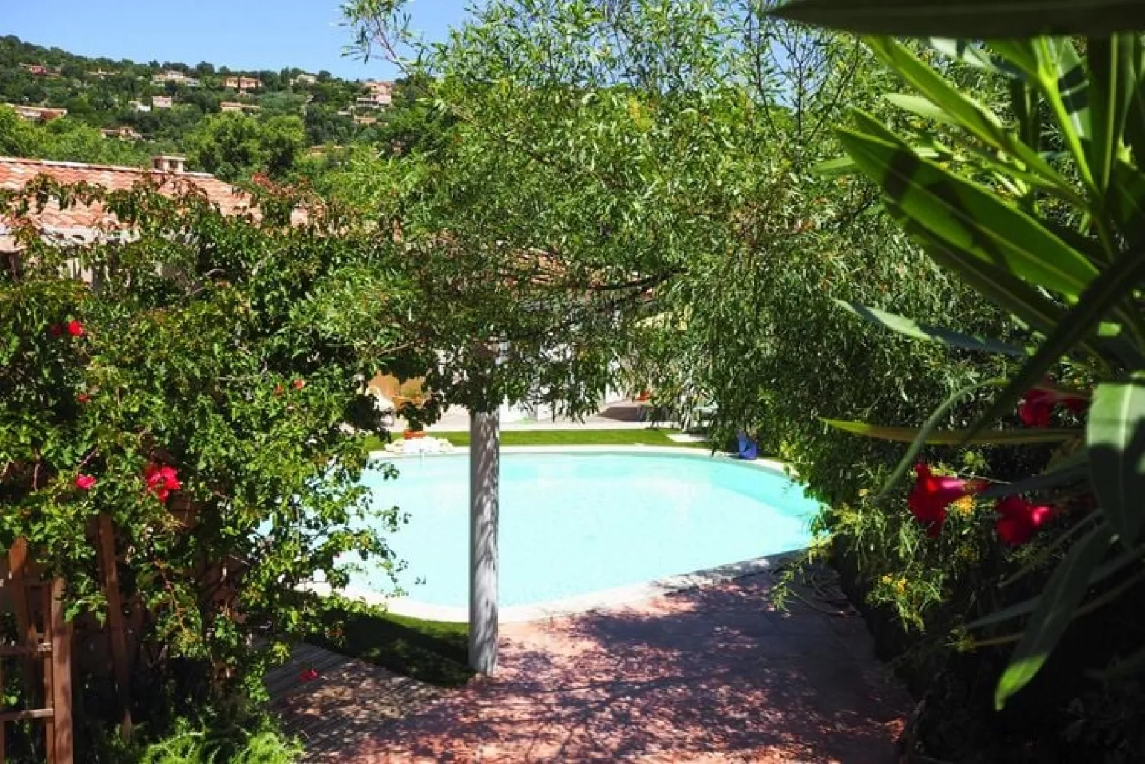 Villa in Cavalaire-sur-Mer-Zwembad