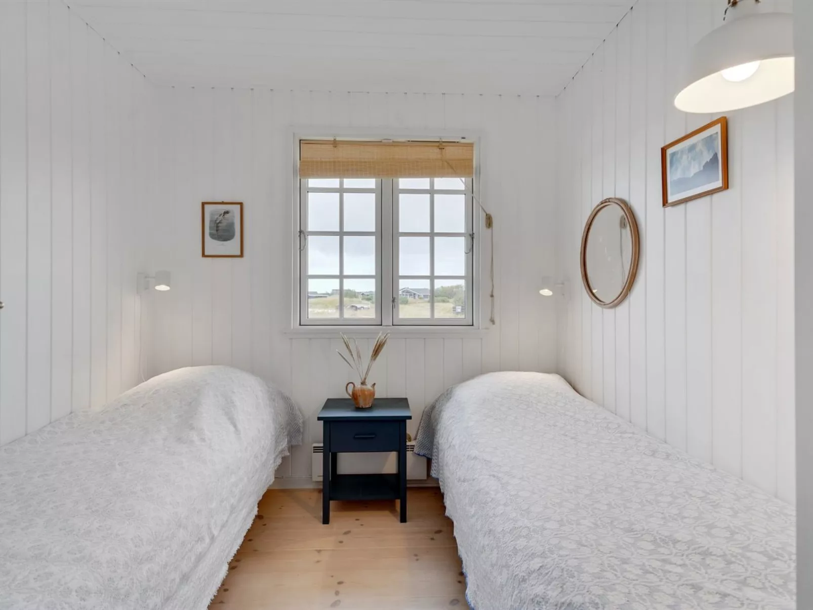 "Aleksi" - 500m from the sea-Binnen