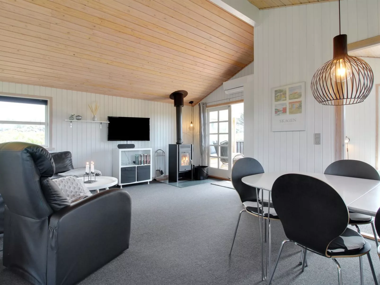 "Myriam" - 200m from the sea-Binnen