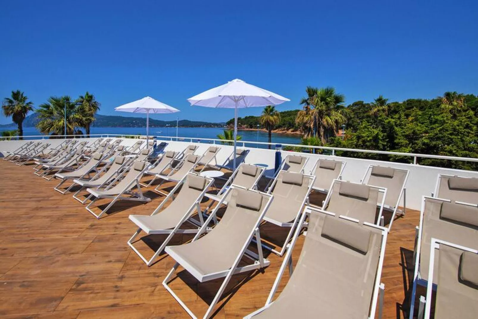 Residence Le Cap Azur / Saint-Mandrier-sur-Mer // T2/4-T2/4-Terras