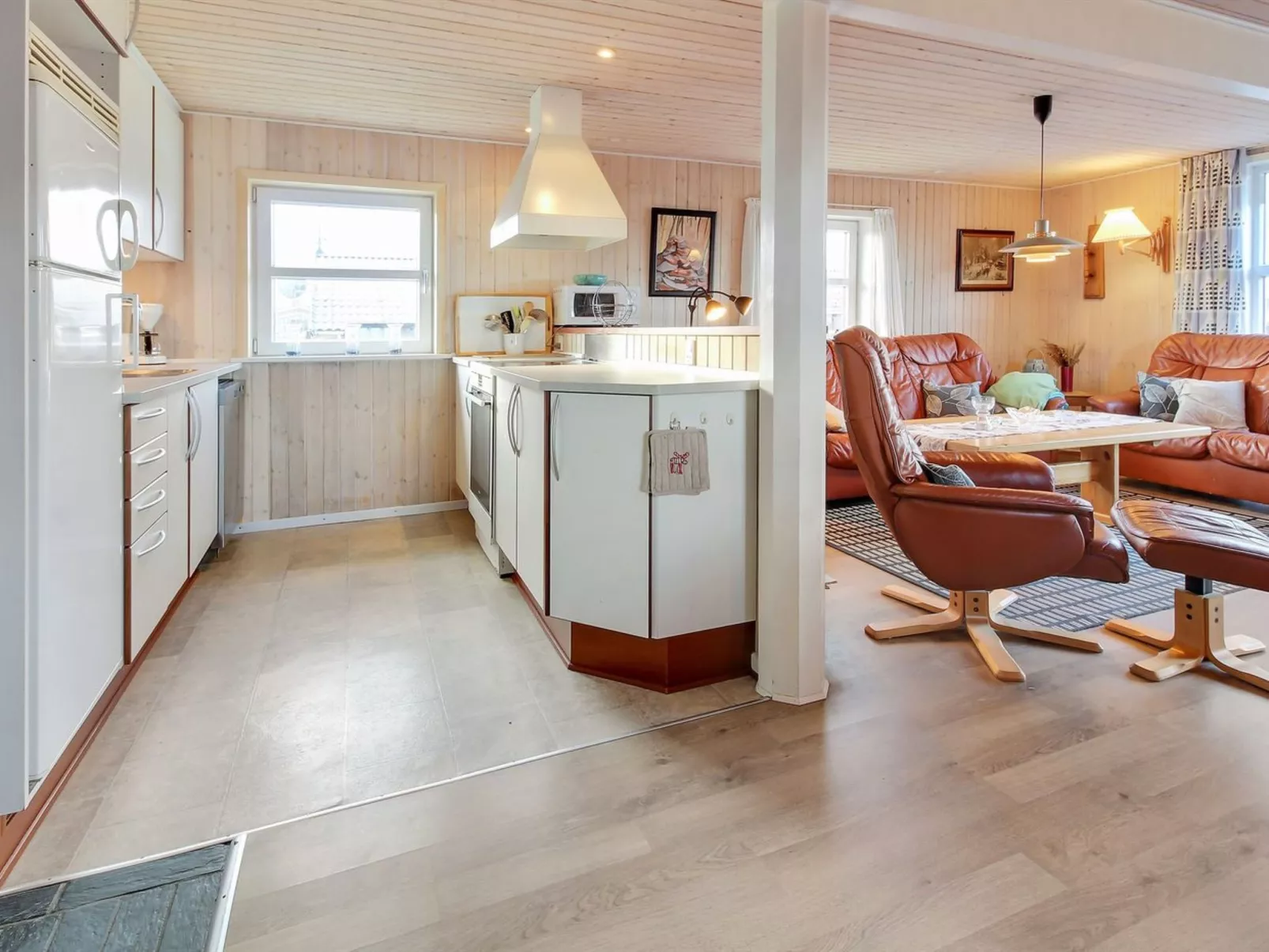 "Andor" - 500m from the sea