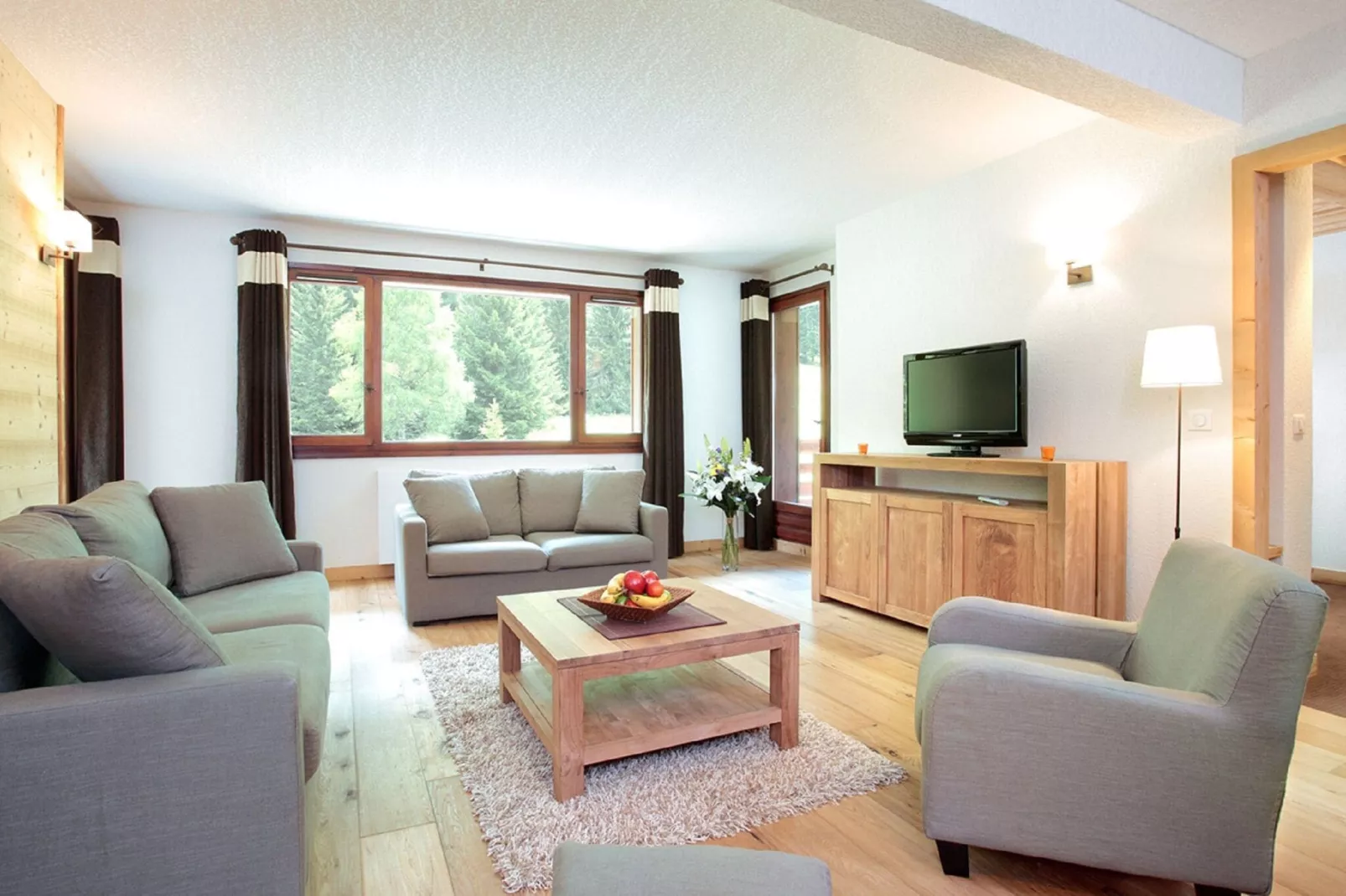 Modern appartement gelegen in authentiek Savoyaards bergdorp-Woonkamer