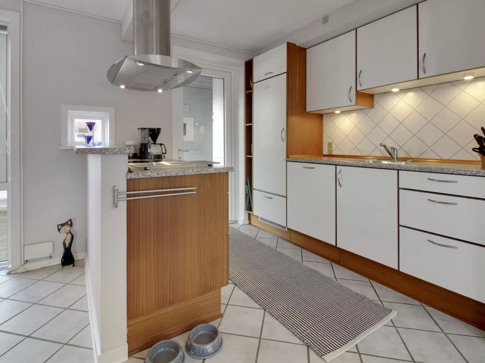 "Bosse" - 2.3km from the sea-Binnen