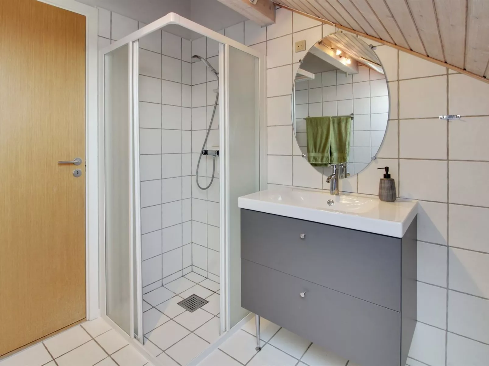 "Bosse" - 2.3km from the sea-Binnen