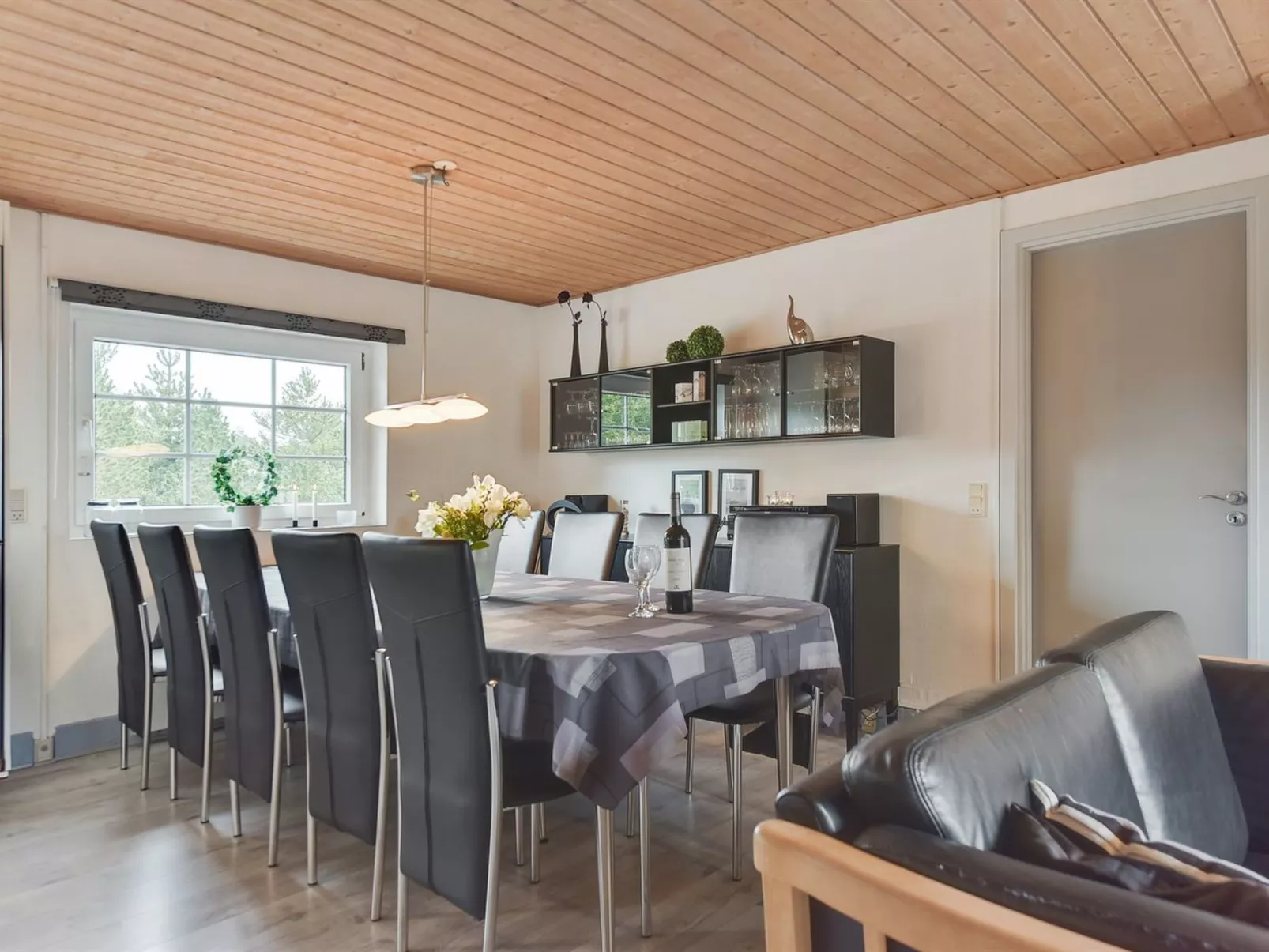 "Artan" - 2.6km from the sea-Binnen