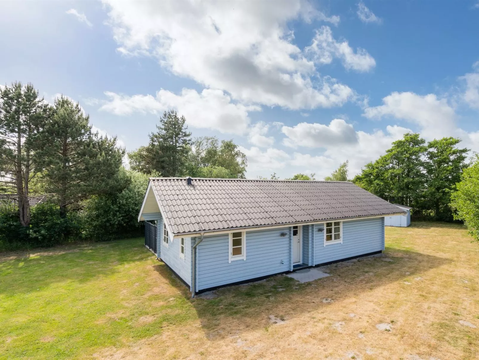 "Aldis" - 300m from the sea-Buiten