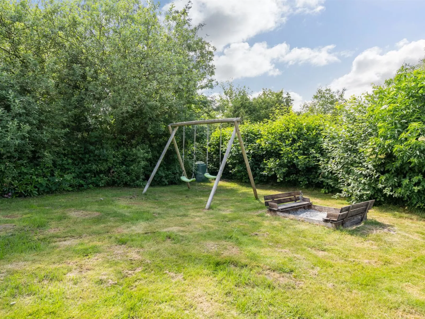 "Aldis" - 300m from the sea-Buiten