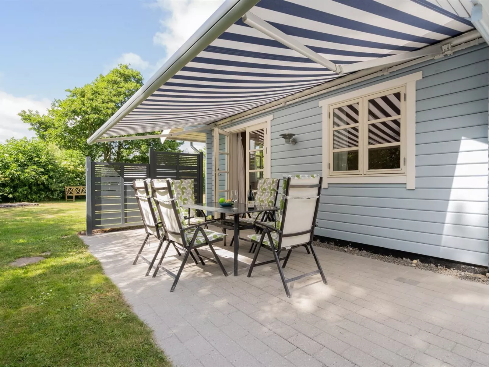 "Aldis" - 300m from the sea-Buiten