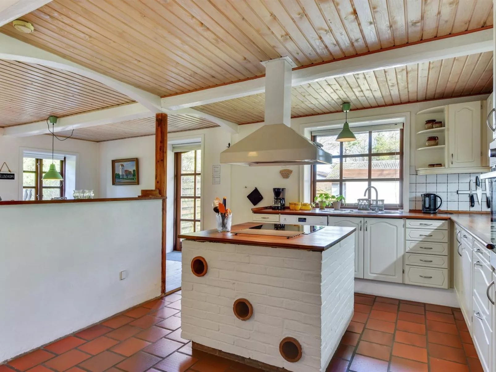 "Iiro" - 2.5km from the sea-Binnen
