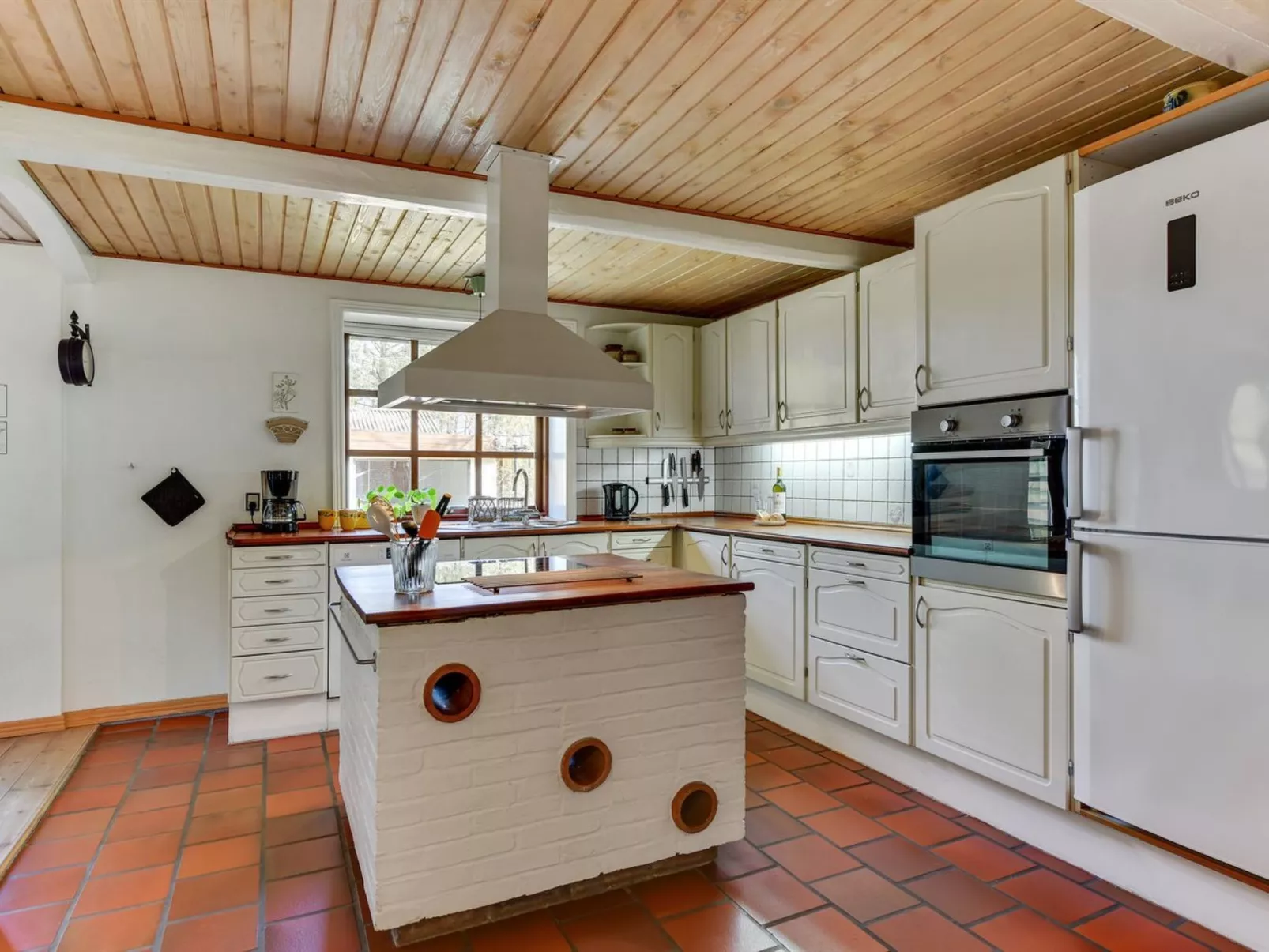 "Iiro" - 2.5km from the sea-Binnen
