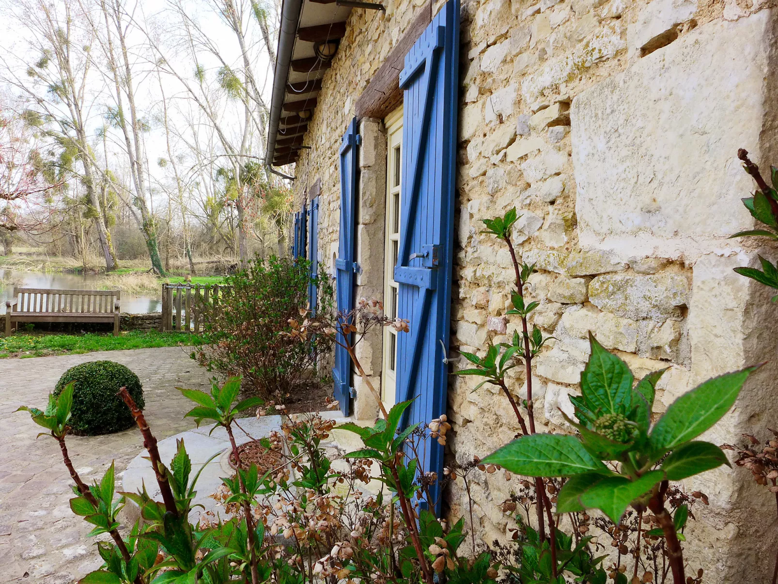 Moulin De Mois-Buiten