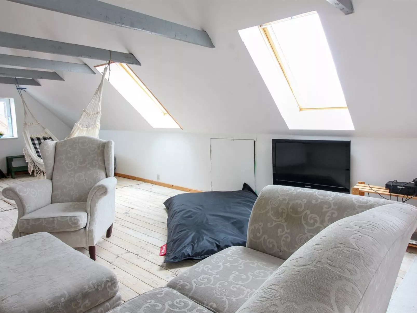 "Orvo" - 150m from the sea-Binnen