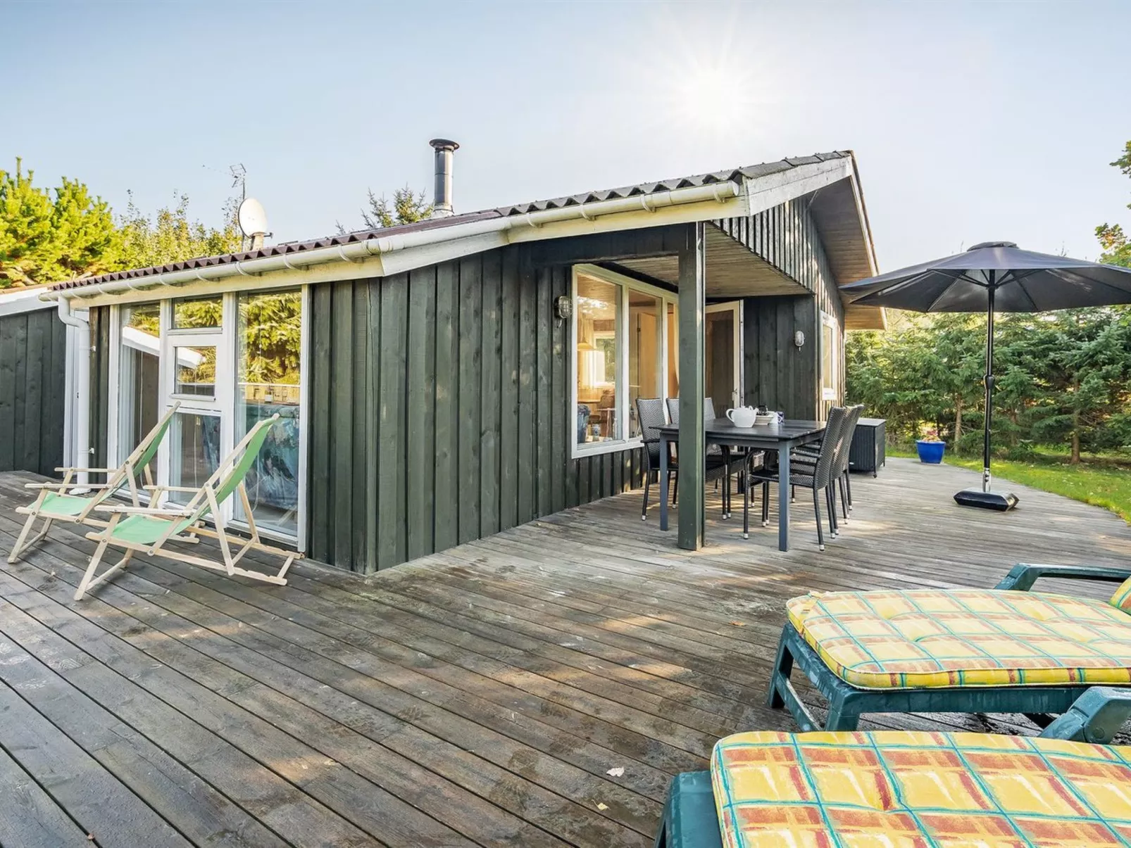 "Myrna" - 300m from the sea-Buiten