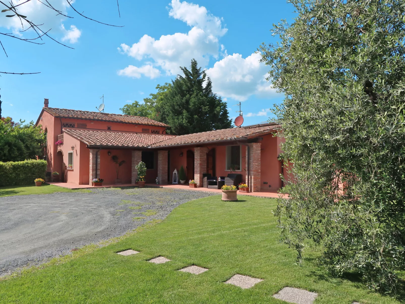 Casale L'Uliveta-Buiten