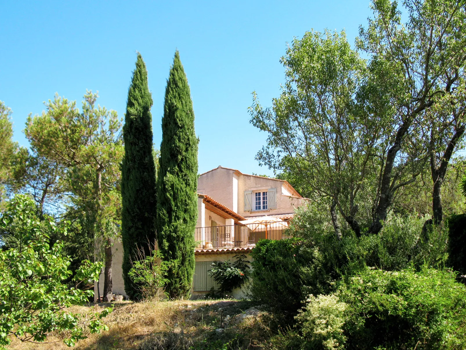 Breguieres-Buiten