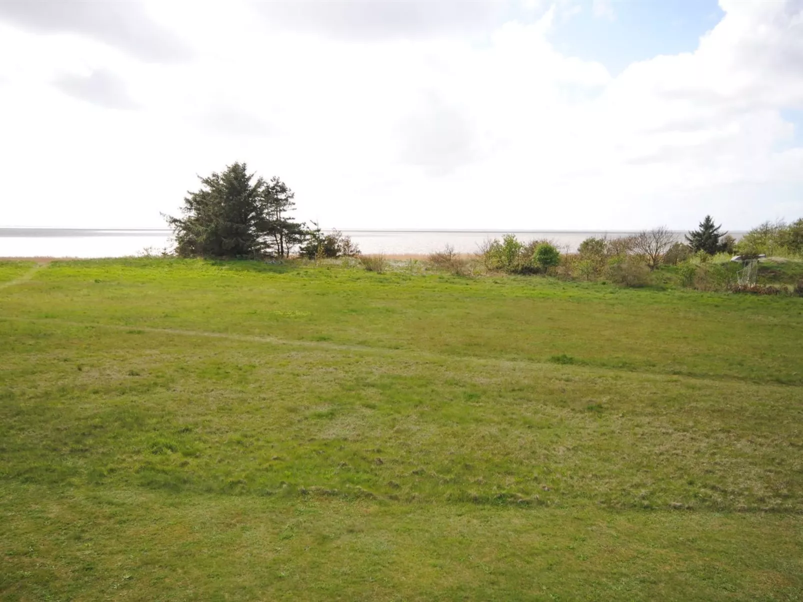 "Thorunn" - 100m to the inlet-Buiten