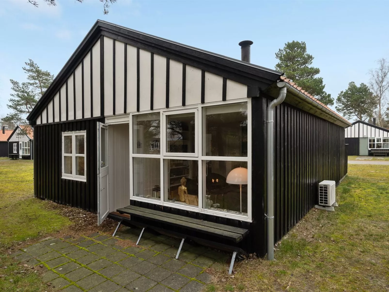 "Elfride" - 200m from the sea-Buiten
