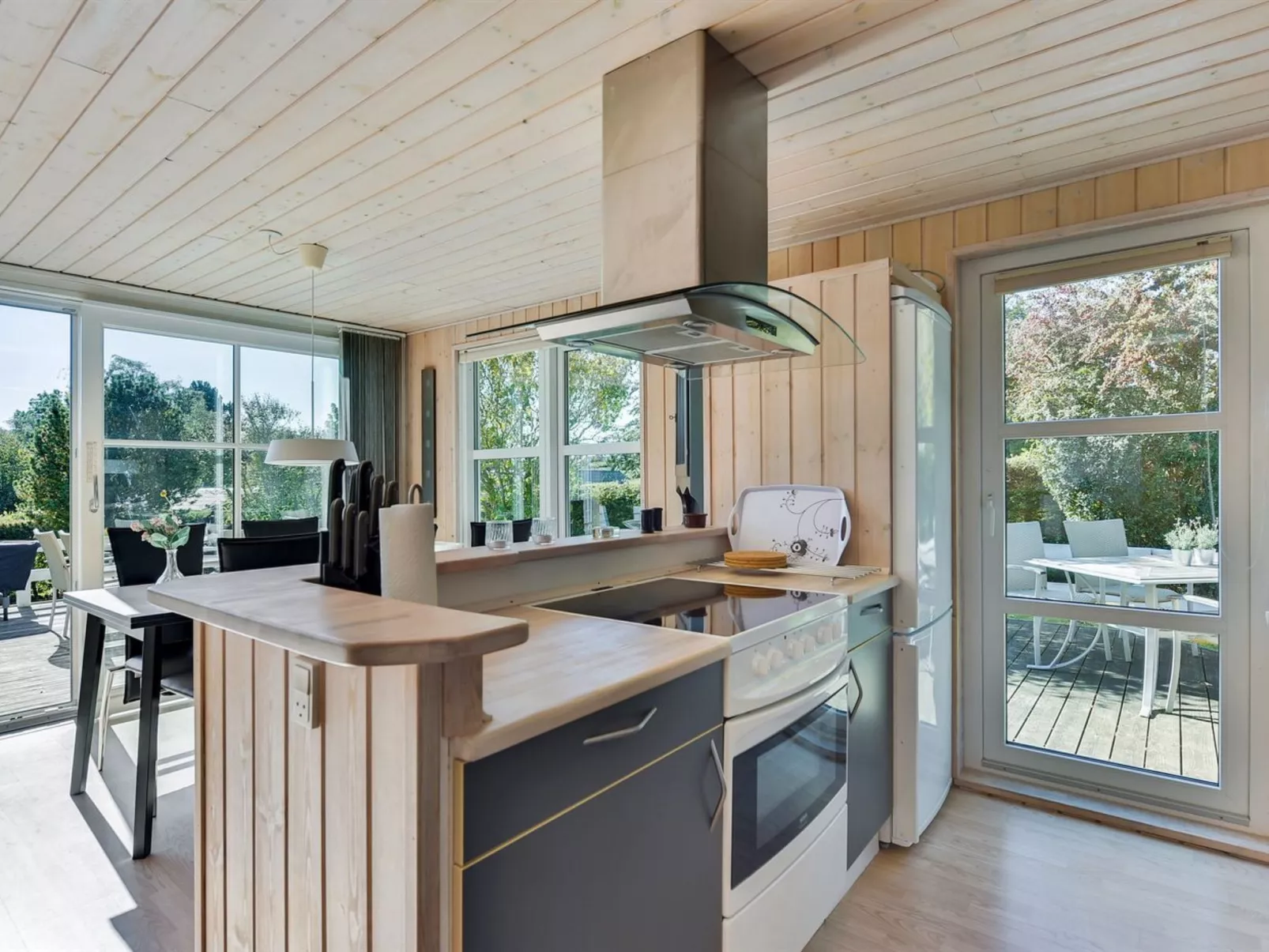 "Leandra" - 600m from the sea-Buiten