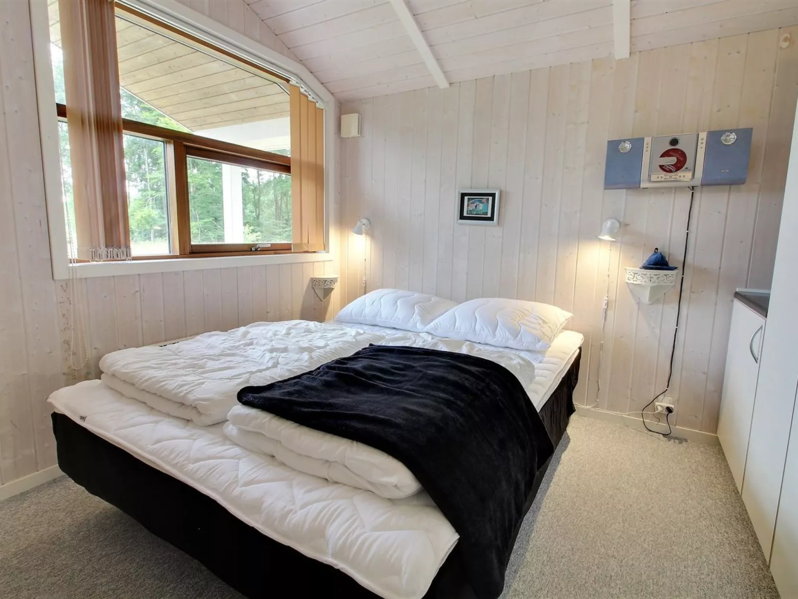 "Arvi" - 30km from the sea-Binnen