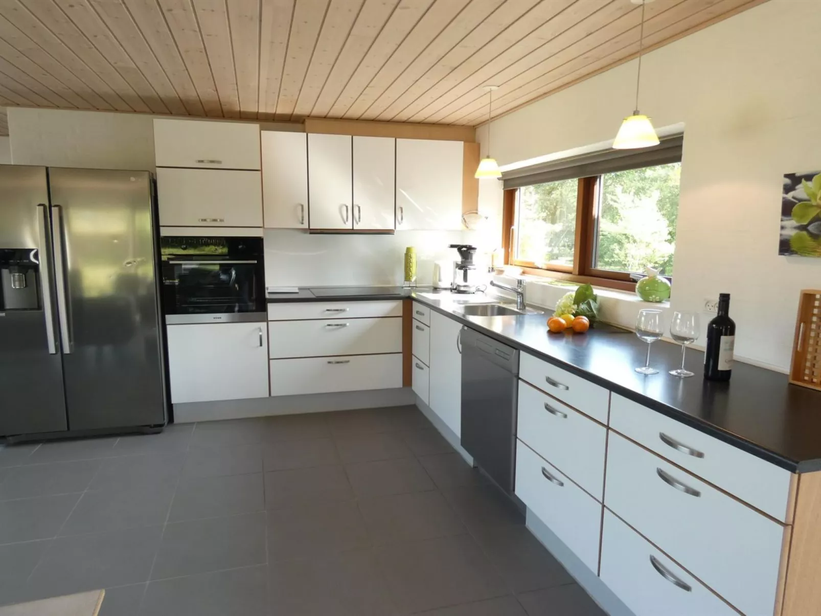"Martje" - 900m from the sea