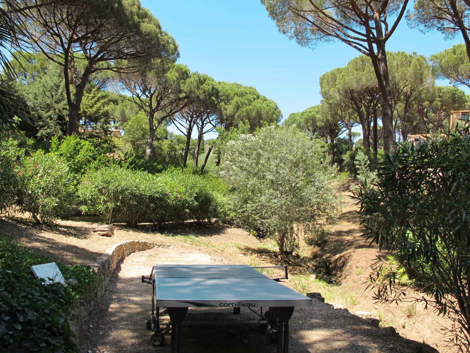 Domaine des Restanques-Buiten