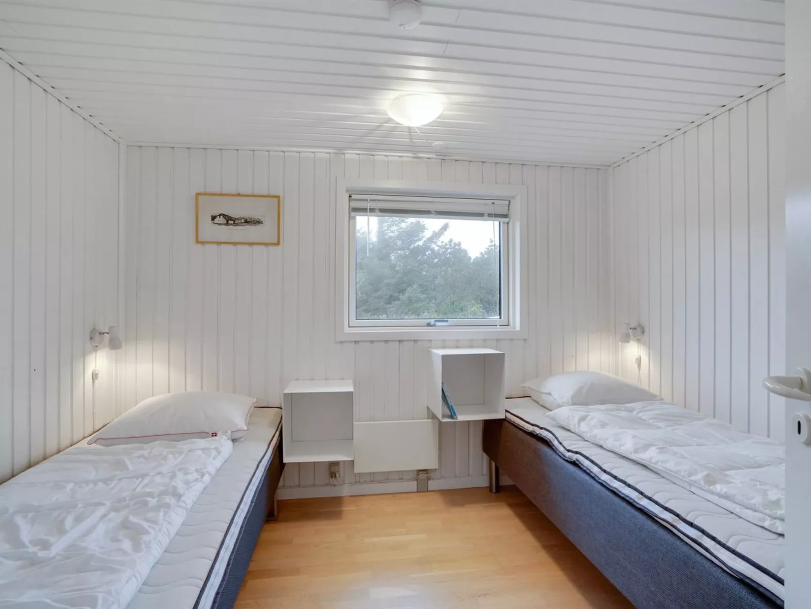 "Carelle" - 300m from the sea-Buiten