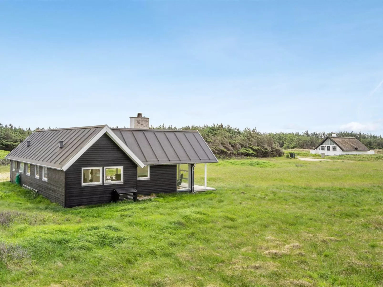 "Carelle" - 300m from the sea-Buiten